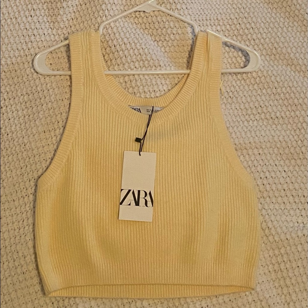 Cropped pastel yellow sweater top